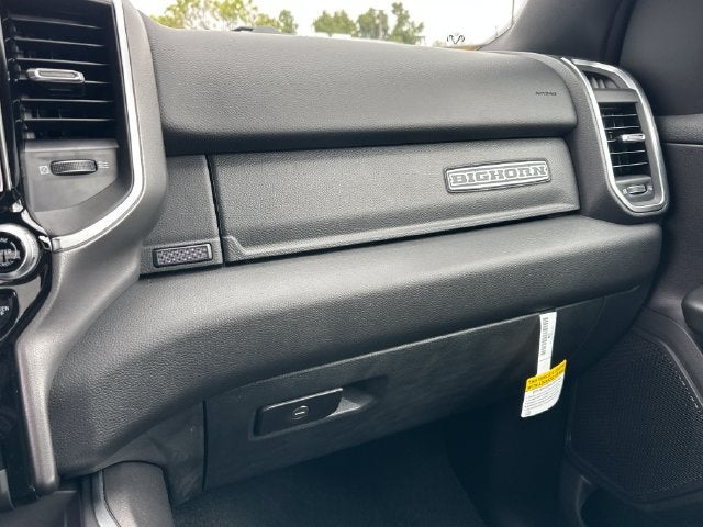 2027 RAM 1500 Big Horn/Lone Star