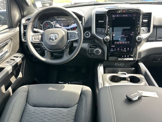 2027 RAM 1500 Big Horn/Lone Star