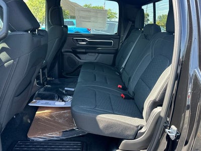 2027 RAM 1500 Big Horn/Lone Star