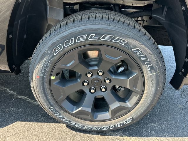 2027 RAM 1500 Big Horn/Lone Star