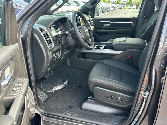 2027 RAM 1500 Big Horn/Lone Star