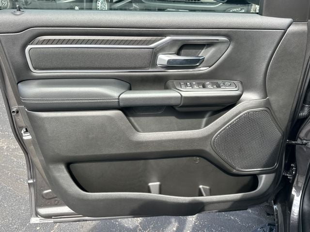 2027 RAM 1500 Big Horn/Lone Star