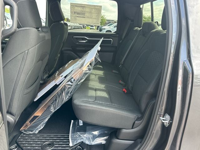 2027 RAM 1500 Big Horn/Lone Star