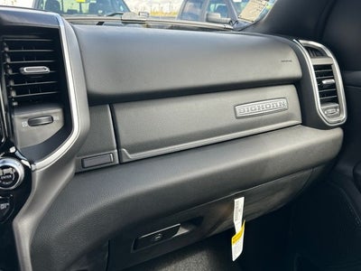 2027 RAM 1500 Big Horn/Lone Star