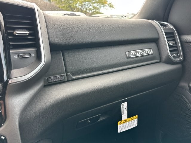 2027 RAM 1500 Big Horn/Lone Star
