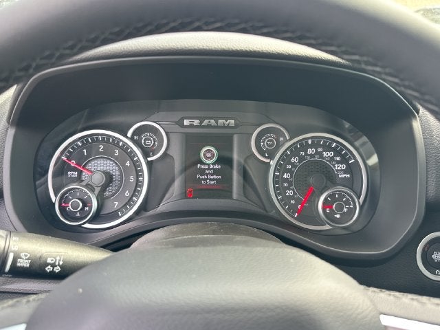 2027 RAM 1500 Big Horn/Lone Star