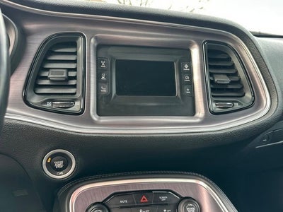 2017 Dodge Challenger SXT