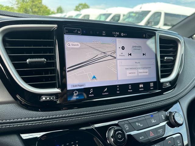 2027 Chrysler Pacifica Select
