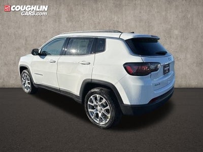 2024 Jeep Compass Latitude Lux