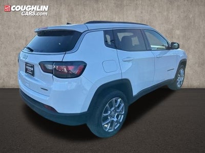 2024 Jeep Compass Latitude Lux