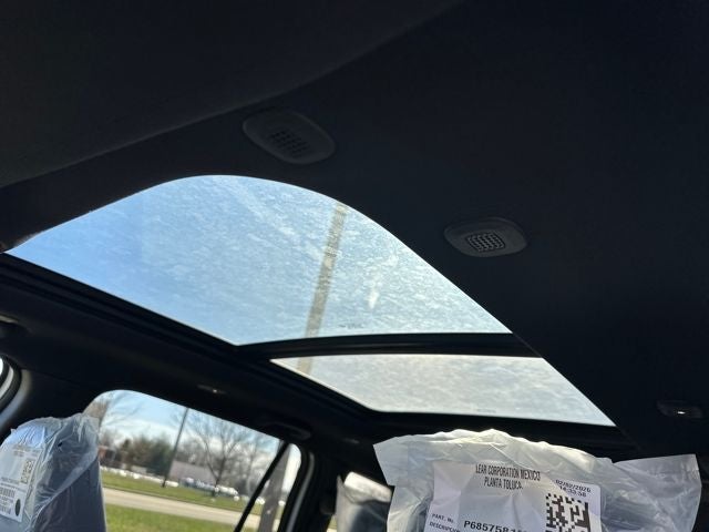 2026 Jeep Cherokee Overland