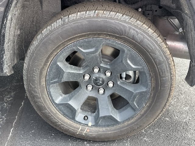 2027 RAM 1500 Big Horn/Lone Star