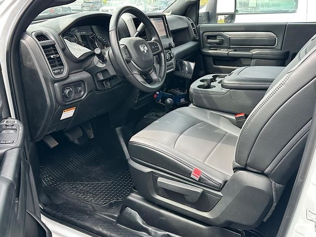 2024 RAM 5500HD Tradesman