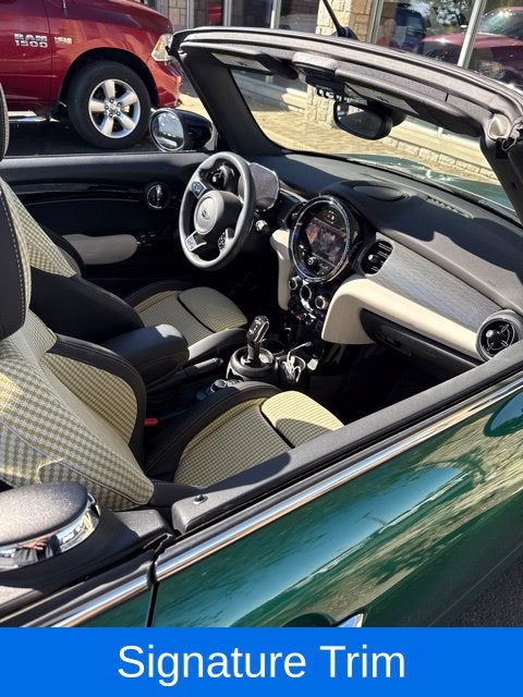 2024 MINI Cooper Signature