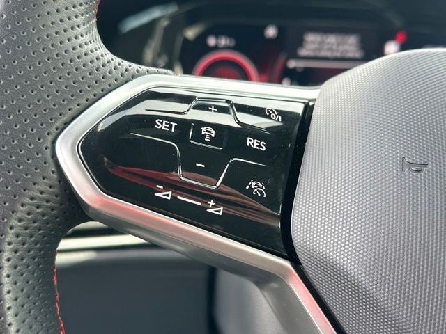 2024 Volkswagen Golf GTI Autobahn