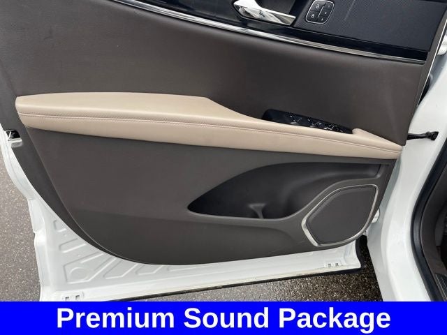 2023 Lincoln Nautilus Standard