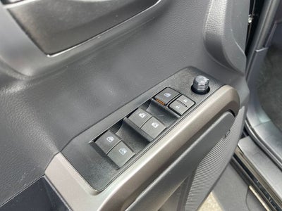 2023 Toyota Tacoma Limited V6