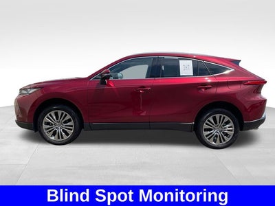 2023 Toyota Venza XLE