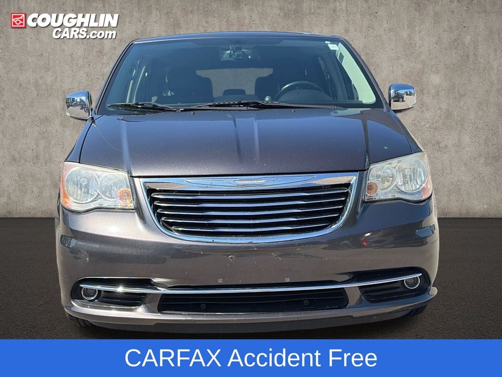 2015 Chrysler Town & Country Touring-L