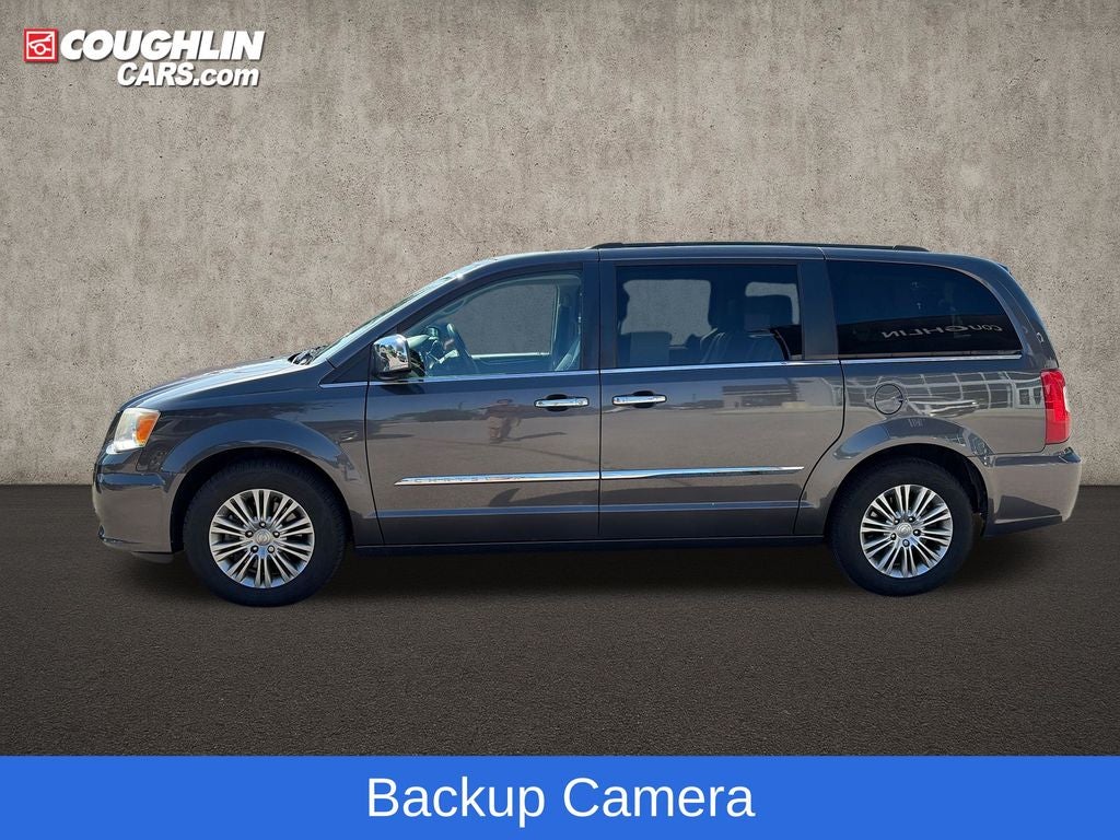 2015 Chrysler Town & Country Touring-L