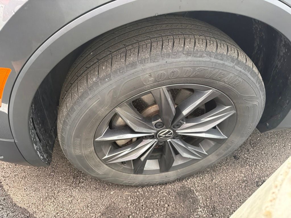 2023 Volkswagen Tiguan 2.0T SE