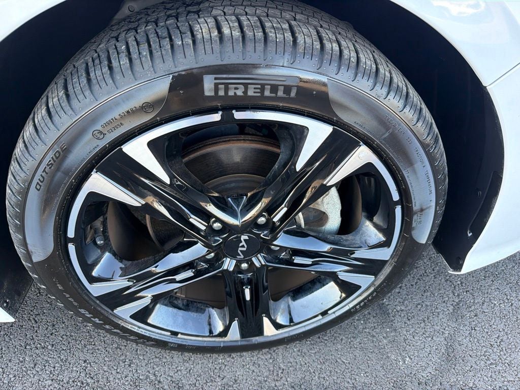 2024 Kia K5 GT-Line