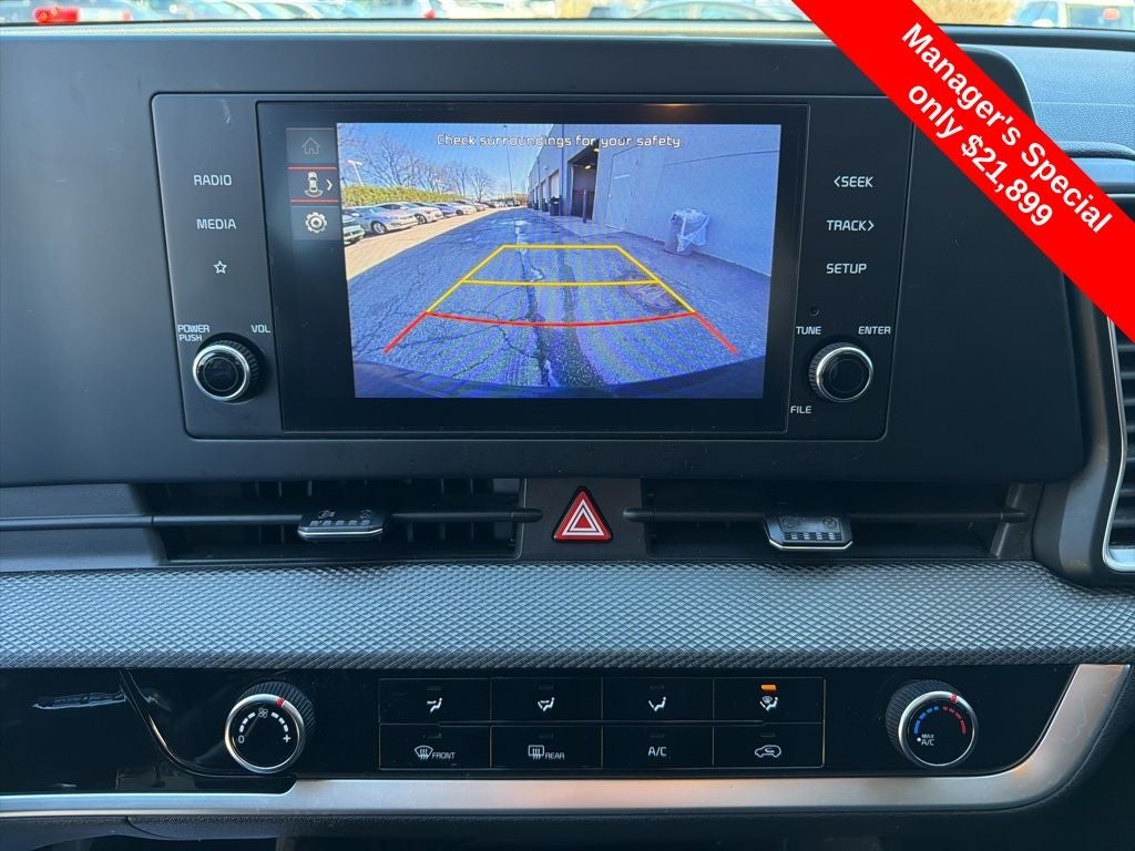 2023 Kia Sportage LX