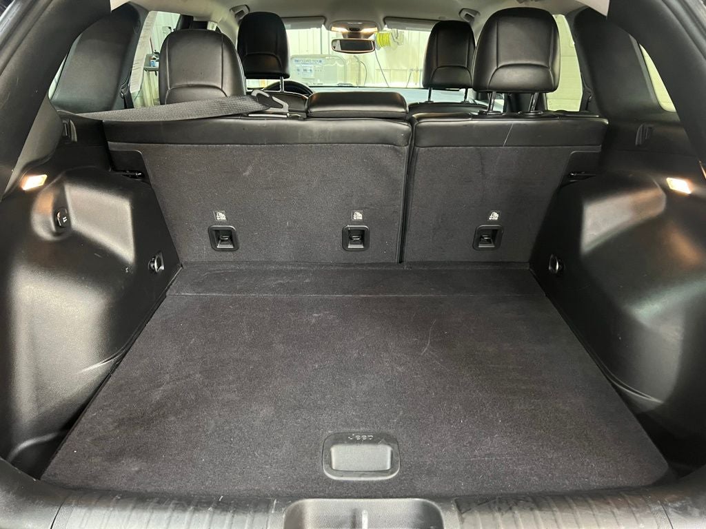 2021 Jeep Cherokee Altitude