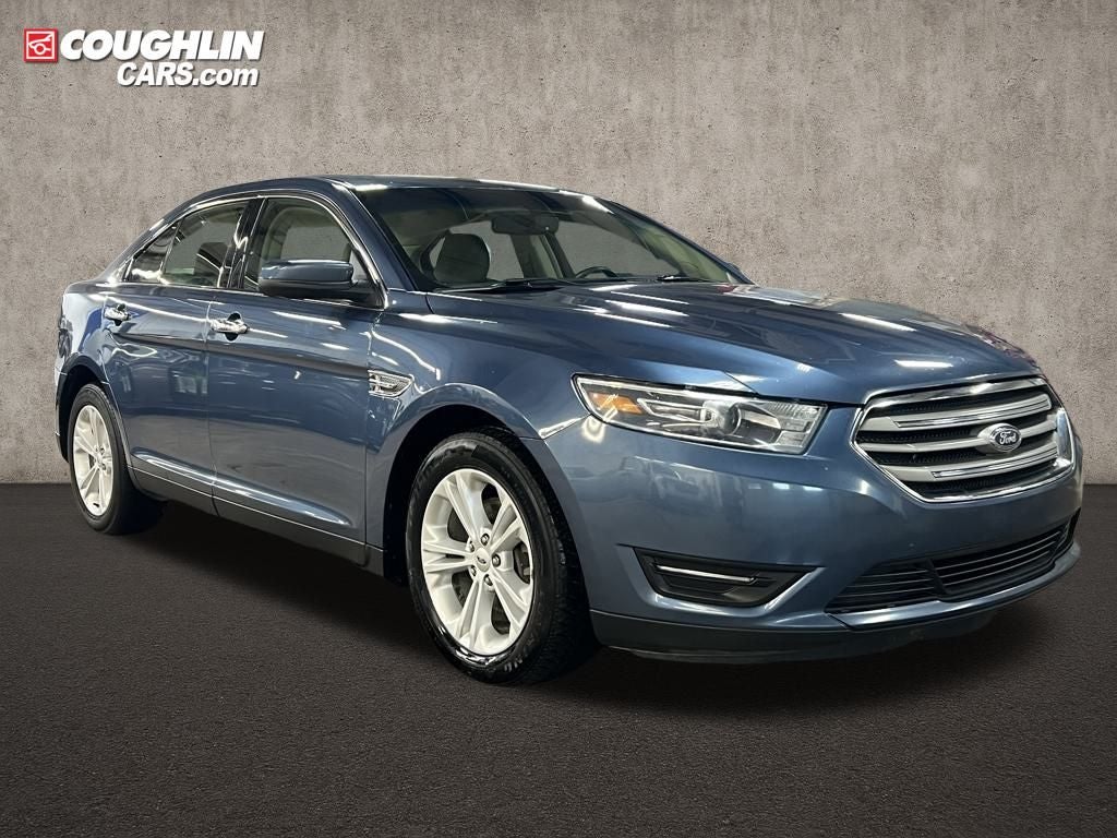 2018 Ford Taurus SEL