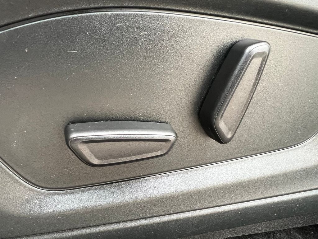 2021 Ford Explorer Base