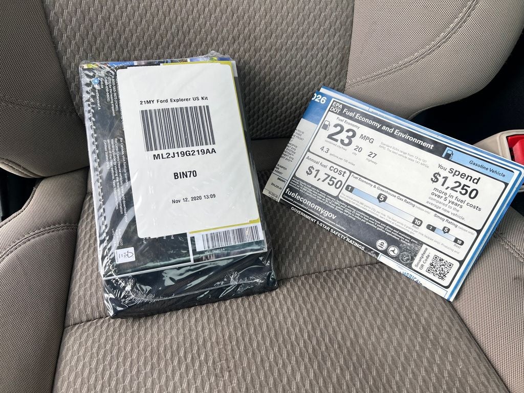 2021 Ford Explorer Base