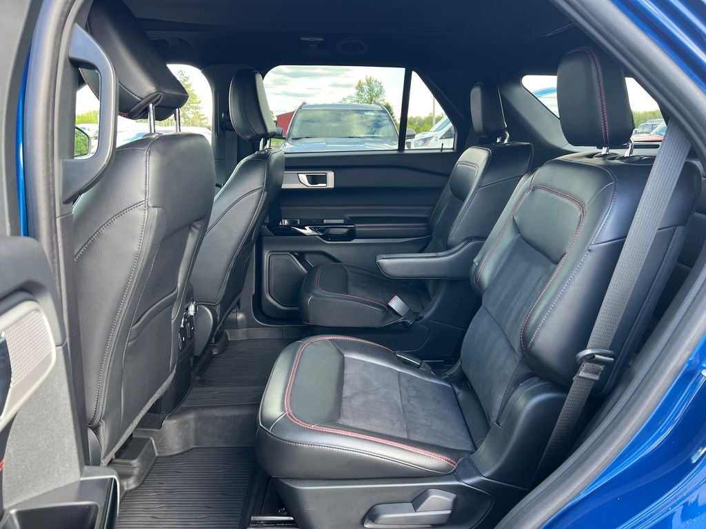 2022 Ford Explorer ST-Line