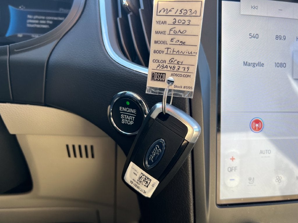 2023 Ford Edge Titanium