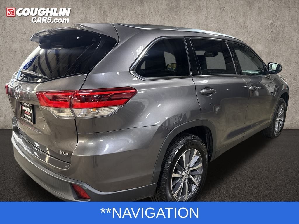 2019 Toyota Highlander SE