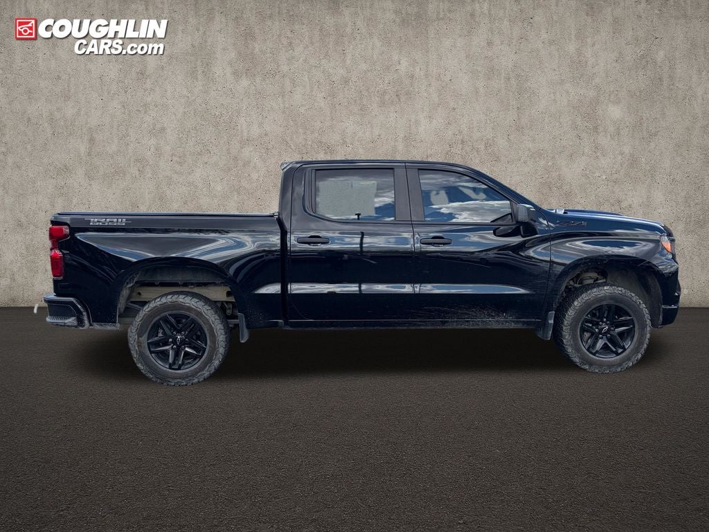2022 Chevrolet Silverado 1500 Custom Trail Boss