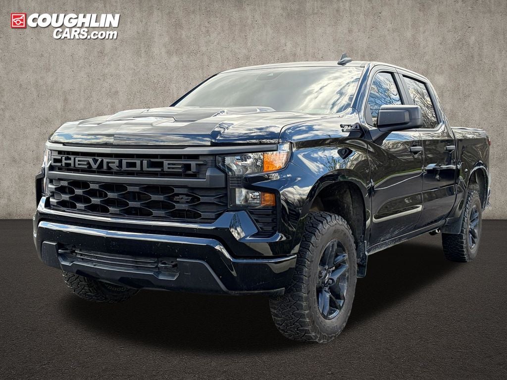 2022 Chevrolet Silverado 1500 Custom Trail Boss