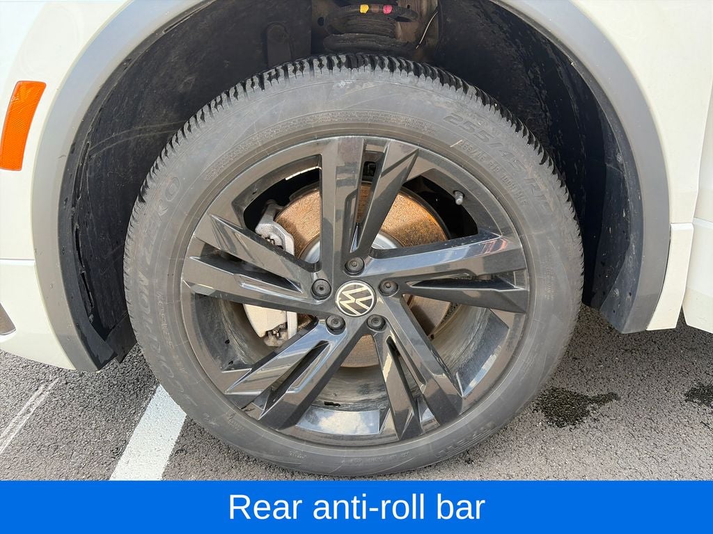 2024 Volkswagen Tiguan SE R-Line Black