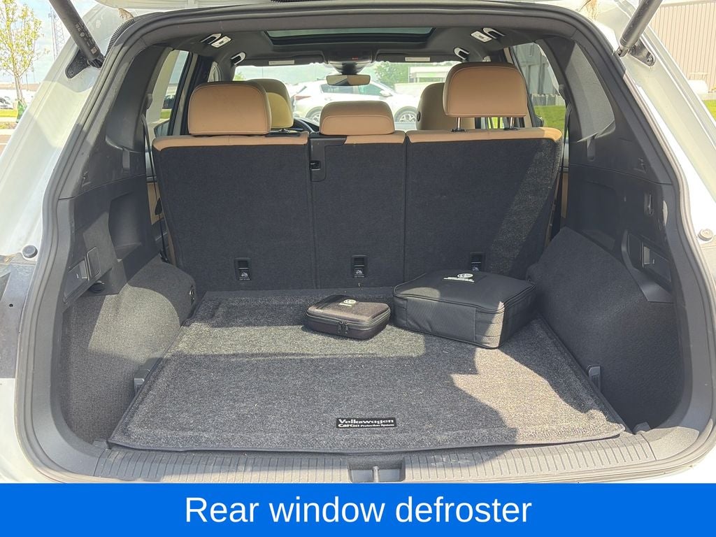 2024 Volkswagen Tiguan SE R-Line Black