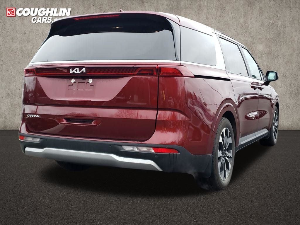 2024 Kia Carnival EX