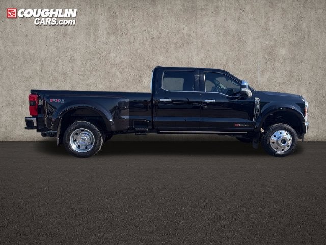 2026 Ford F-450SD Lariat DRW