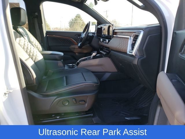 2023 GMC Canyon Denali