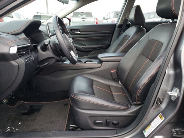 2020 Nissan Altima 2.0 SR