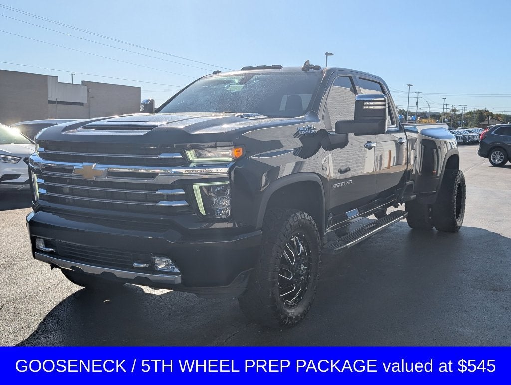 2022 Chevrolet Silverado 3500 HD High Country