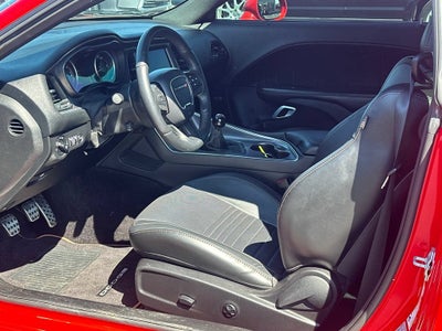 2016 Dodge Challenger 392 Hemi Scat Pack Shaker