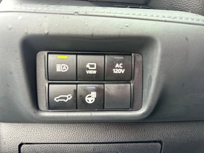 2025 Toyota Highlander Hybrid Platinum