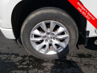 2022 Chevrolet Silverado 1500 Custom