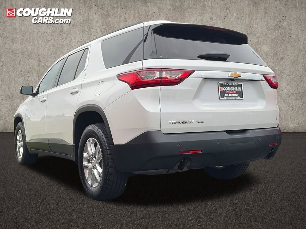 2021 Chevrolet Traverse LT Cloth