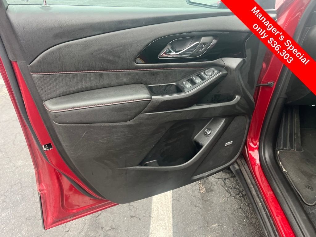 2023 Chevrolet Traverse RS