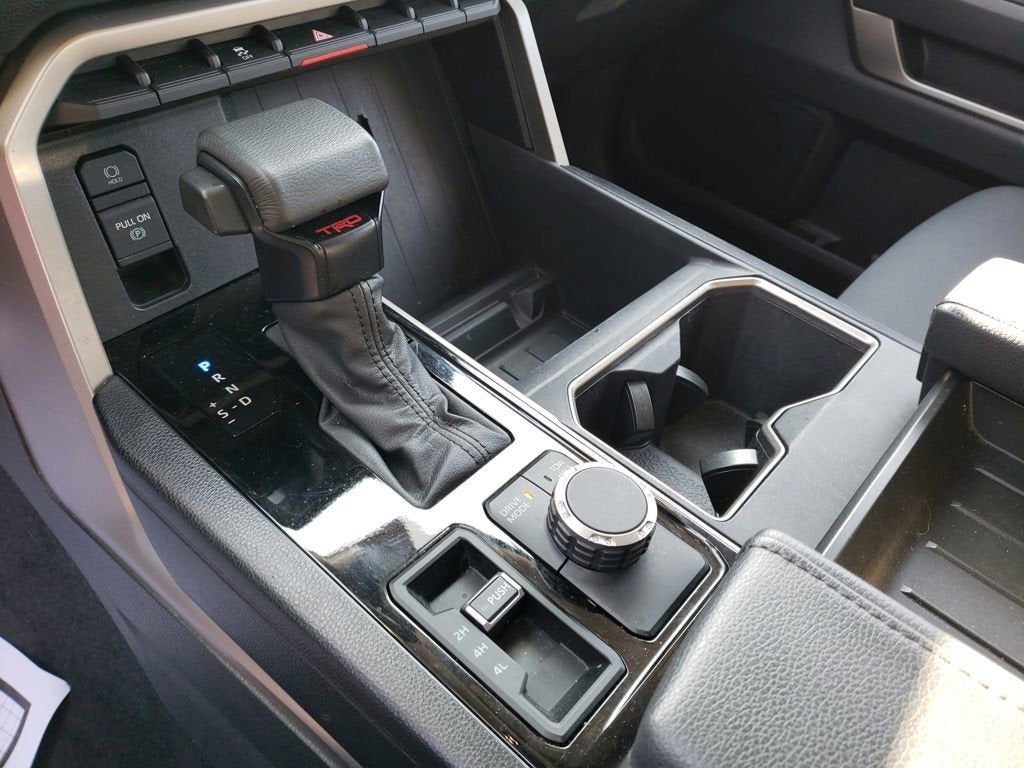 2023 Toyota Tundra 4WD SR5