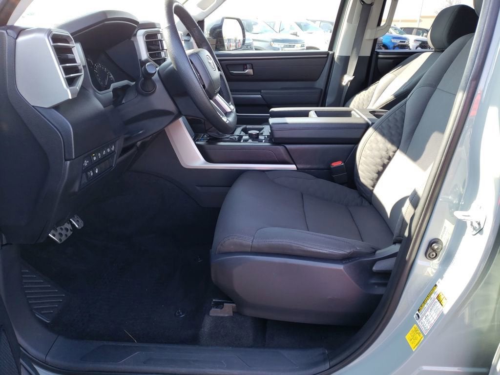 2023 Toyota Tundra 4WD SR5